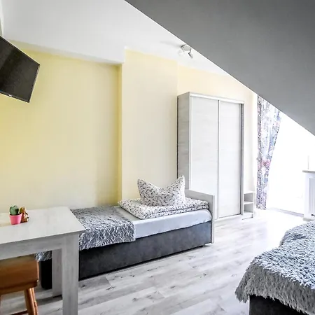 Stolowianka- Basen Pensión 3*